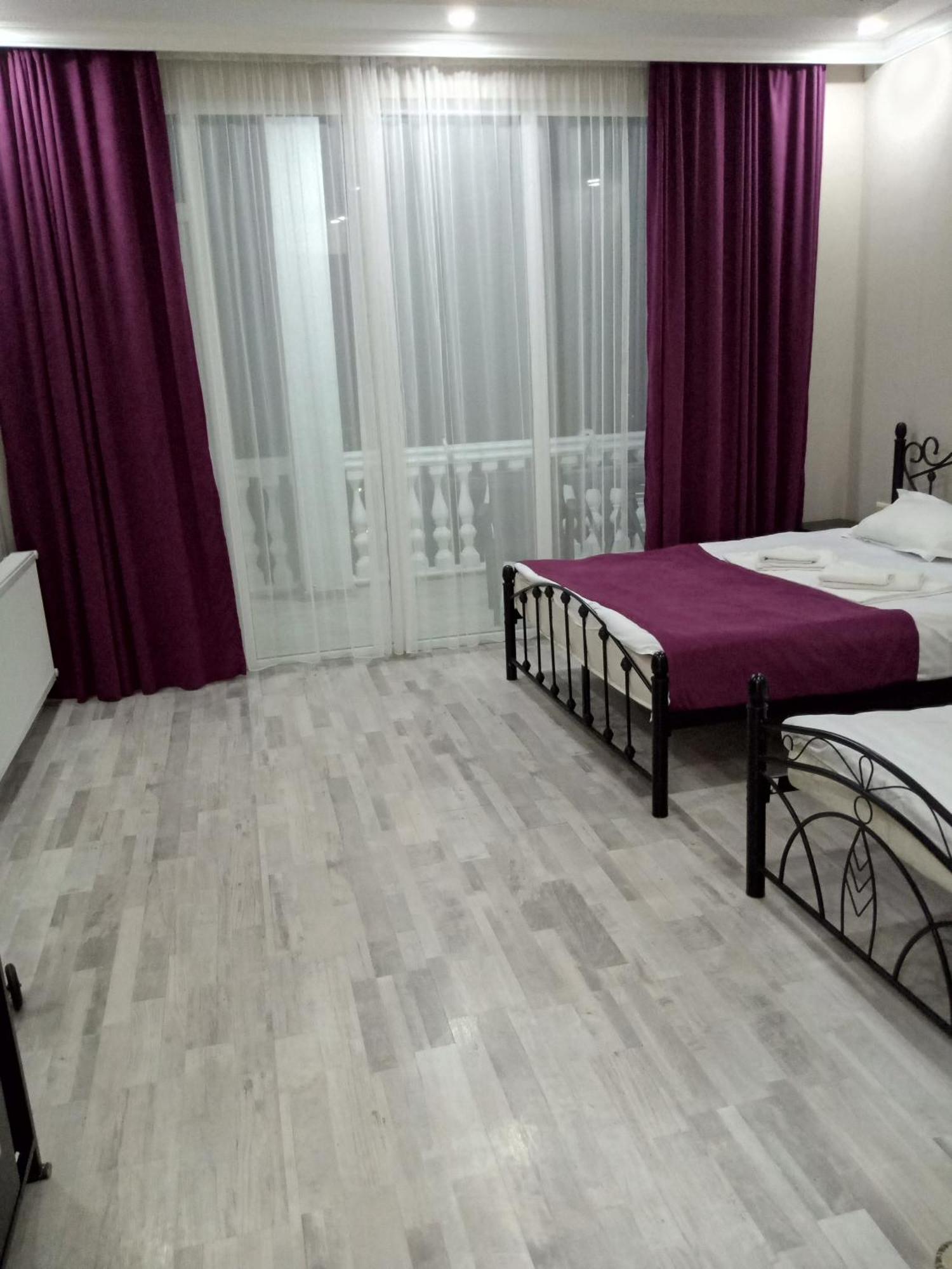 Geno Guest House Kvariati Eksteriør bilde