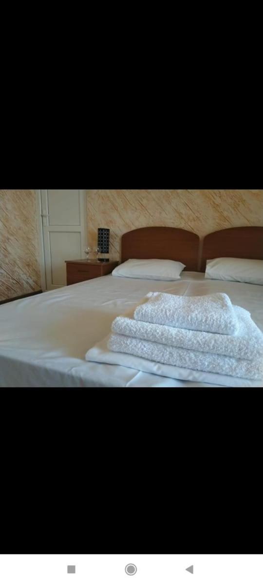 Geno Guest House Kvariati Rom bilde