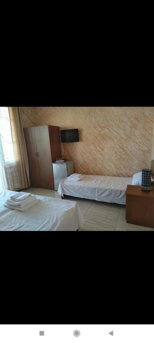 Geno Guest House Kvariati Rom bilde